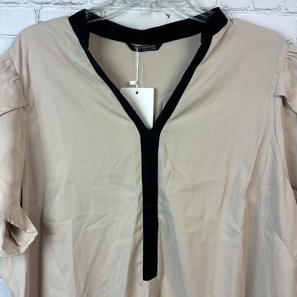 BloomChic Tan & Black Contrast Trim Split Petal Sleeve Blouse Plus Size 2X - Picture 4 of 6